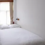 本中心酒店 酒店 *