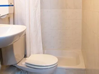 本中心酒店 酒店 *